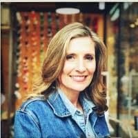 Kelly McGinnis
 