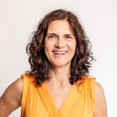 Teresa Escrig, PhD in AI