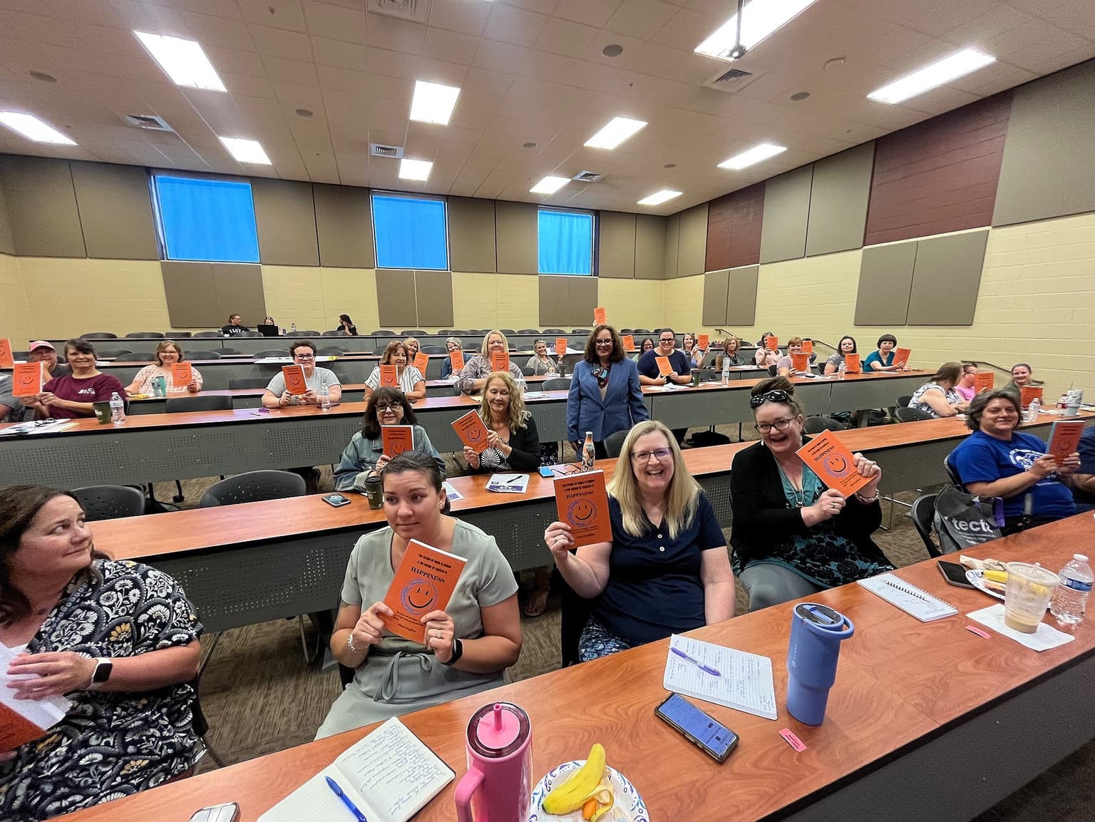 Learning is more effective, engaging, and fun when done with a cohort—collaborate, discuss, and grow together every step of the way.
