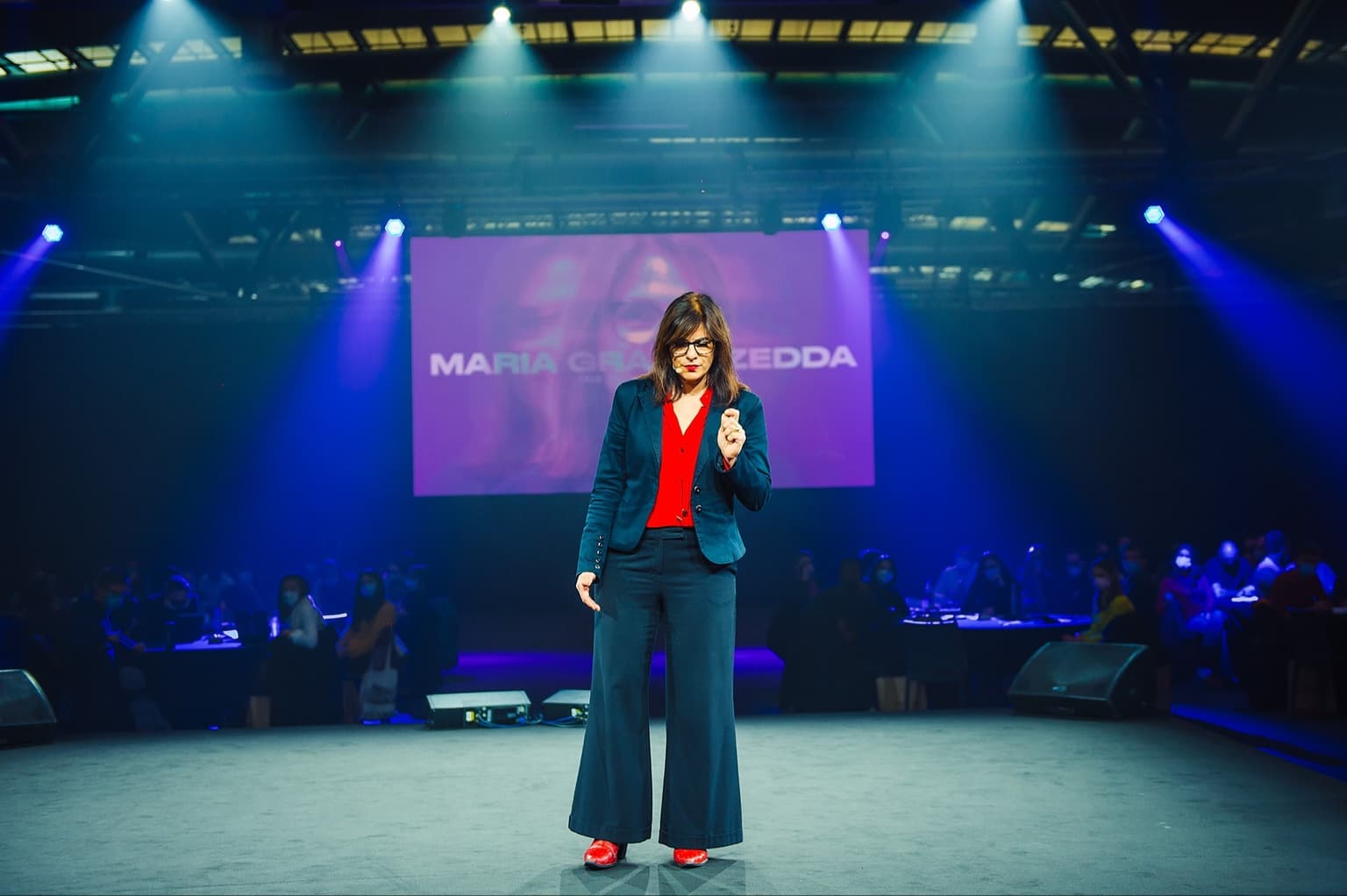 Engage your audience, now matter how large or small, inspire them into action!