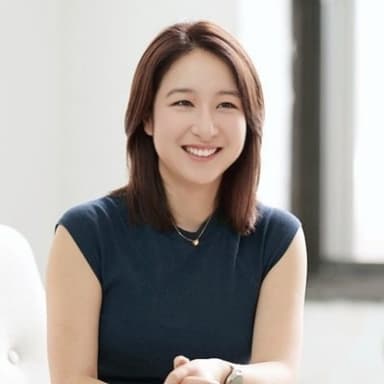 Ivana Wang