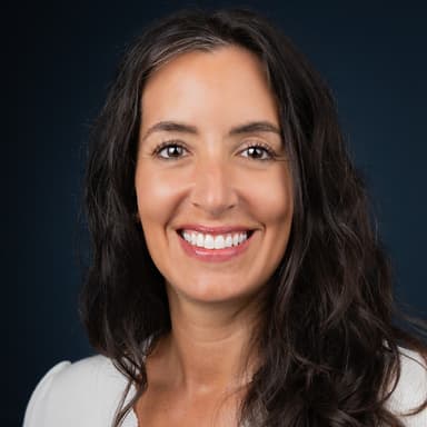 Amber Román