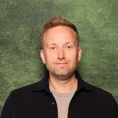 Elliott Rayner