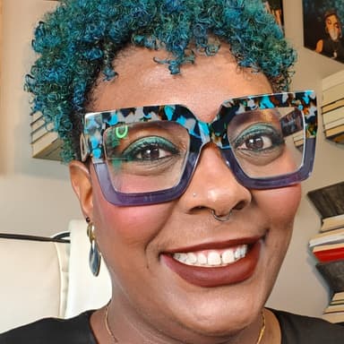Dr. Char'dae C. Bell