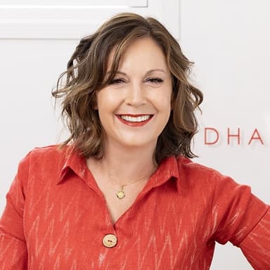 Dr Karen Sutherland