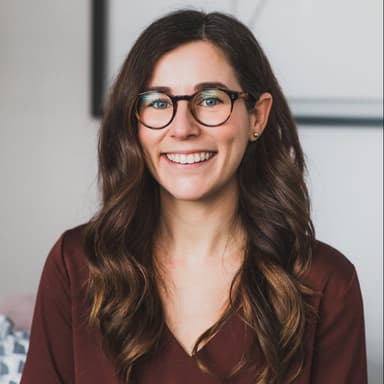 Dr Anika Petrella