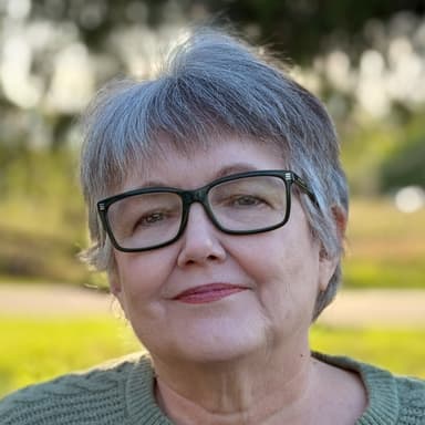 Tara French